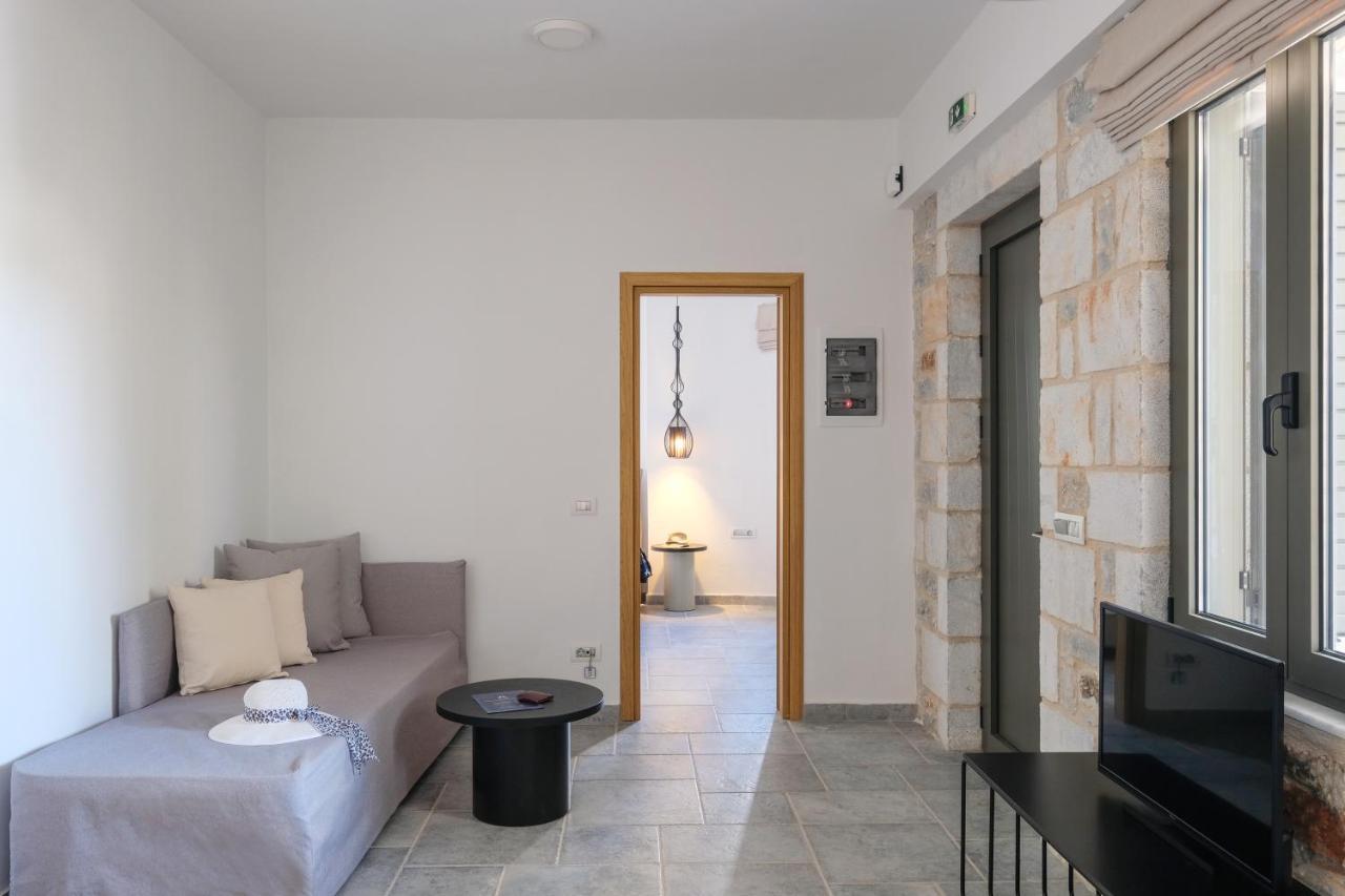 Margo Beach Hotel ギシオ エクステリア 写真