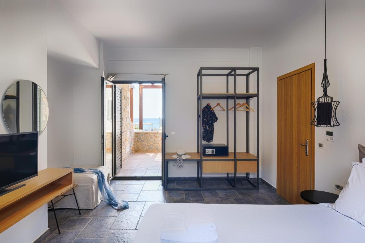 Margo Beach Hotel ギシオ エクステリア 写真